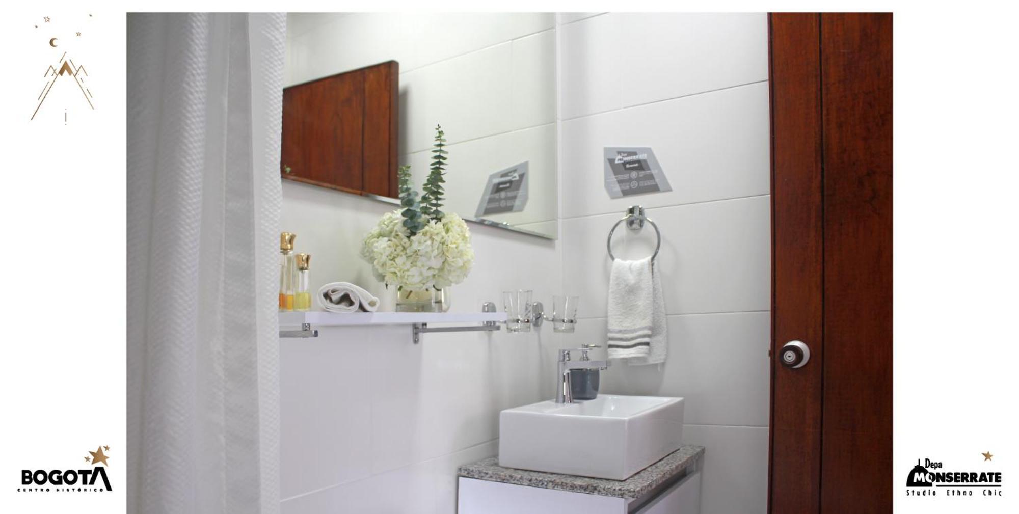Depa Monserrate - Charming Historic Nest With Breathtaking Mountain Views - Apartaestudio Bogotá Esterno foto
